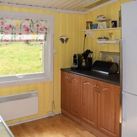3 Bedroom Nice In Kjopmannskjaer